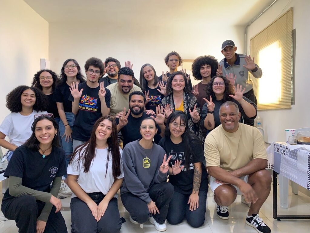 Participantes da Assembleia Geral que conseguiram ficar até o final